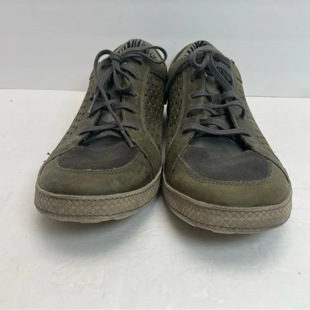 CUSHE men’s size 13 Shumakers Mark Leather Sneakers Military green